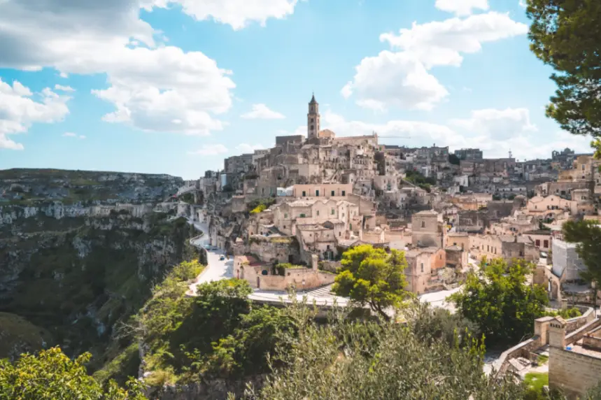 Basilicata is where Aglianico originates (Photo Giulia Gasperini, Unsplash.com)