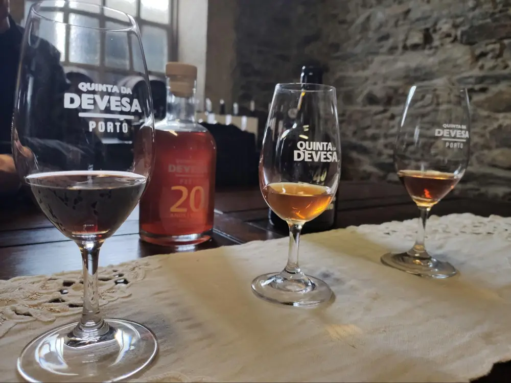 Various types of ports and their beautiful color, from left to right: LBV, 20 years tawny port, and 40 years white port (Photo by Krystal Wen)