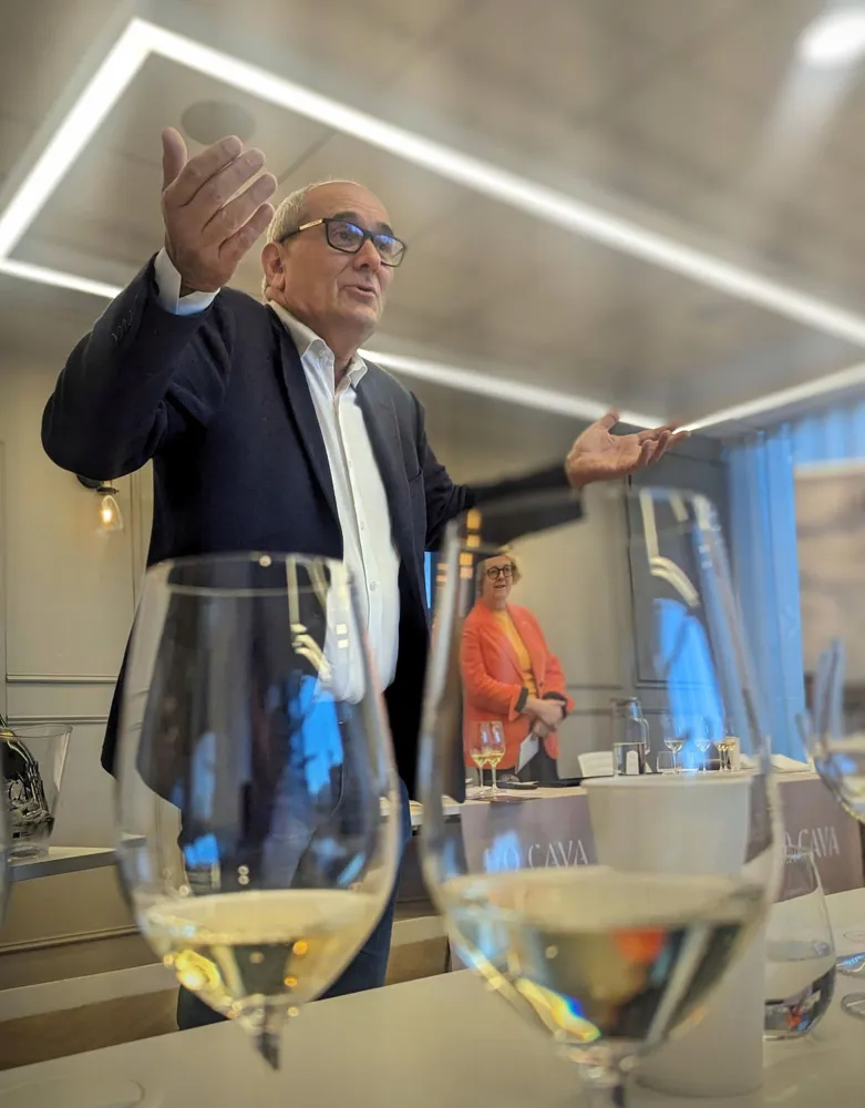 Both Pedro Ballesteros Torres MW (left) and Sarah Jane Evans MW (right) are passionate about Cava (Photo: Krystal Wen)