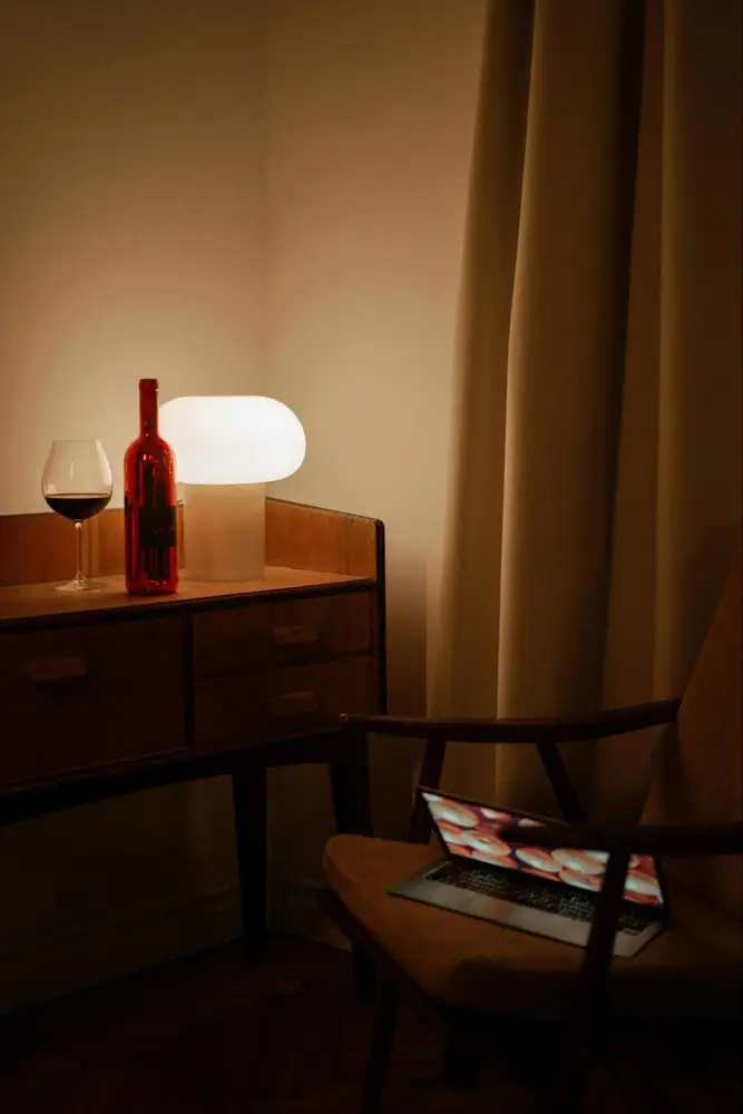 Post-COVID, hotel guests appreciate premium wines as a way of creating memorable stays (Photo: Olena Bohovyk, Unsplash)