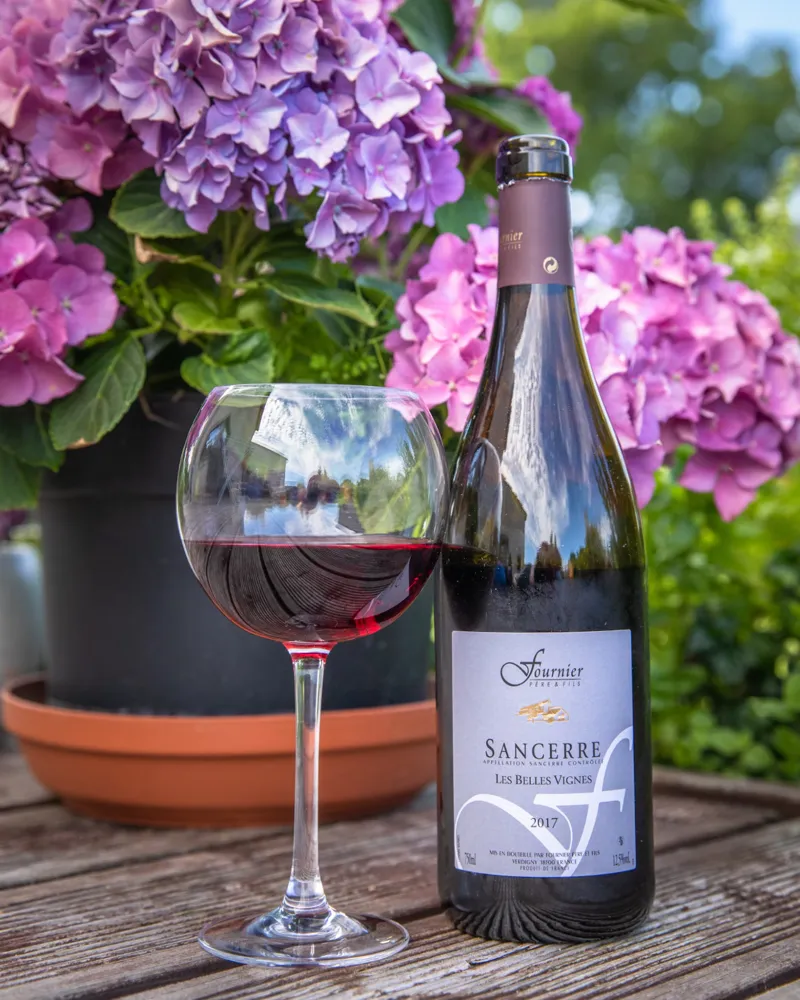 A bottle of Sancerre Rouge (Photo: Armands Brants, Unsplash)