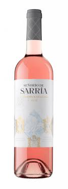 Bottle of Señorío de Sarria Rosadowith label visible