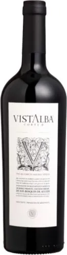 Bottle of Bodega Vistalba Corte Bwith label visible