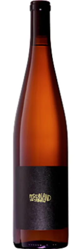 Bottle of Ferdinand Albariñowith label visible