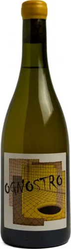 Bottle of Ognostro Biancowith label visible