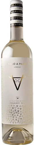 Bottle of Volver Paso a Paso Blancowith label visible