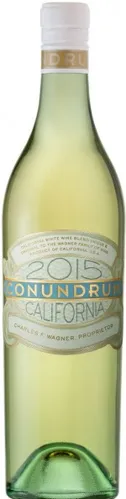 Bottle of Conundrum White Blendwith label visible