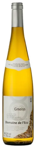 Bottle of Domaine de l'Ecu Gneiss Muscadet-Sèvre et Mainewith label visible