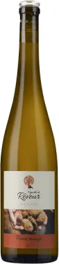 Bottle of Vignoble du Rêveur Pierres Sauvages Secwith label visible