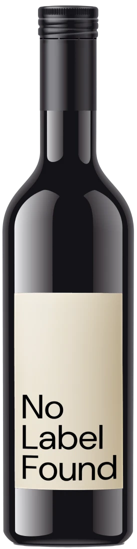 Bottle of Rozès Reserve White Portwith label visible